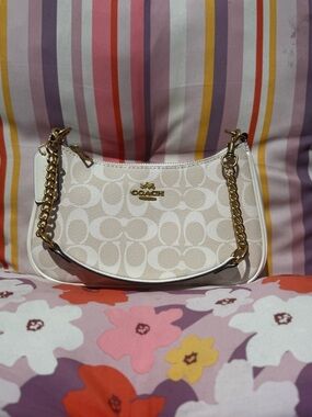 Coach Teri Cream Signature Canvas Chain Shoulder Bag
